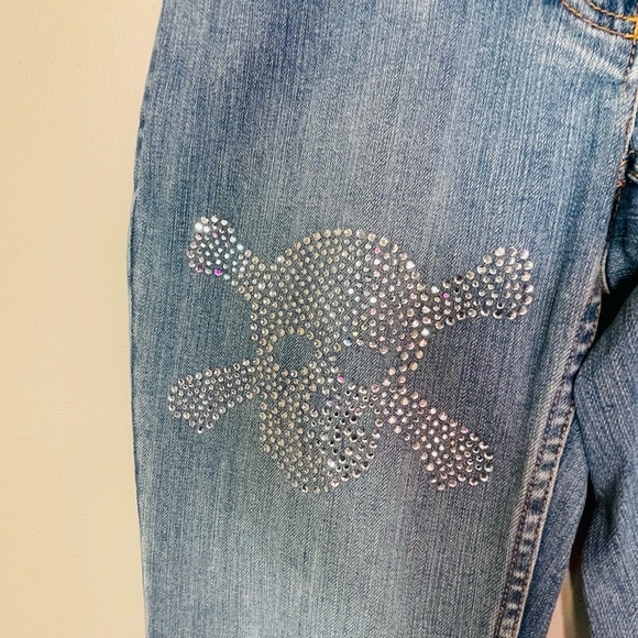 International Concepts Rhinestone Skull Bellbottom Jeans Long Length - Picture 5 of 15